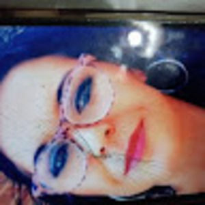 Meet your Posher, Candace